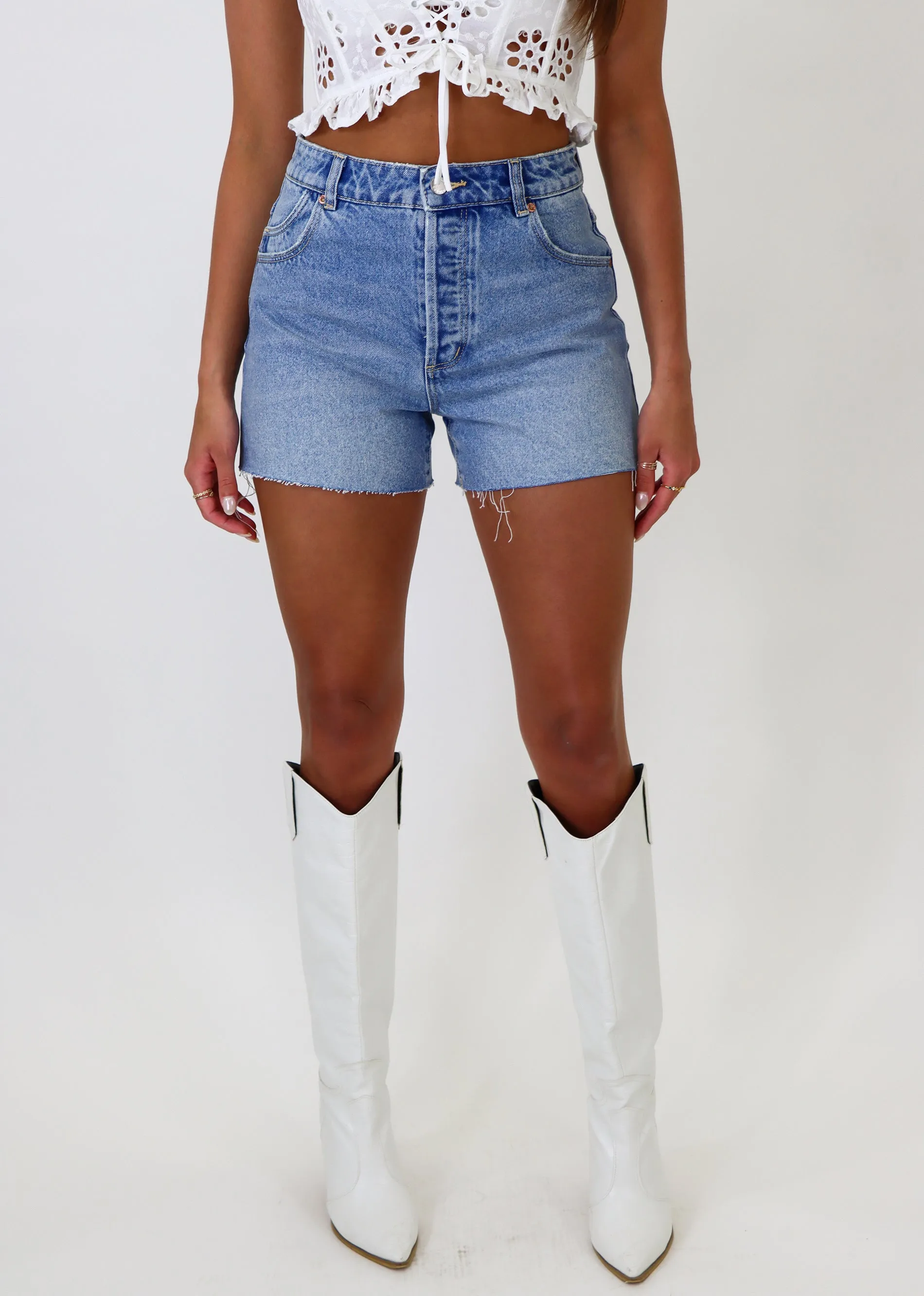 Rollas Now You Do Denim Shorts ★ Medium Wash