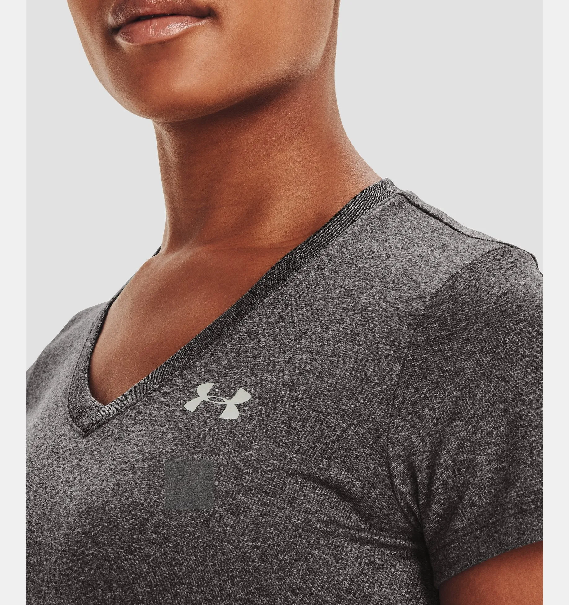 UNDER ARMOUR WOMEN'S UA TECH V-NECK